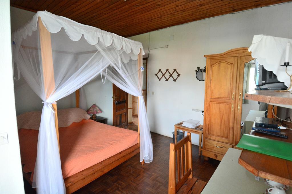 Hotel Chez Jeanne Антананариву Экстерьер фото